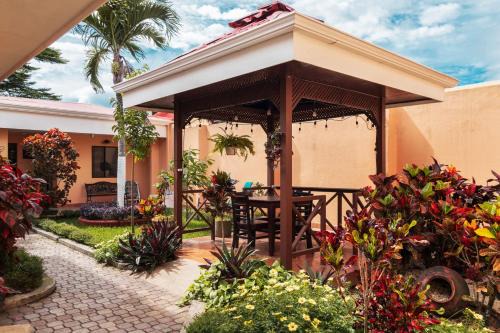 Ciudad Cariari Cama Y Desayuno | Brisas del Aeropuerto Airport Breezes inn