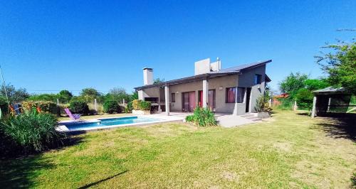Alta Gracia Casa | Brisas del Lago