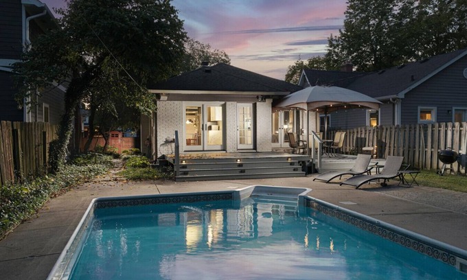 Broad Ripple Villa | Broad Ripple Villa w/ Pool