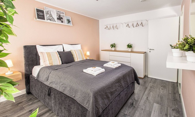 Sudenburg Apartamento | BROCKHEUS Apartments: Luxury Vista Apartment I Kitchen I WiFi I Smart TV