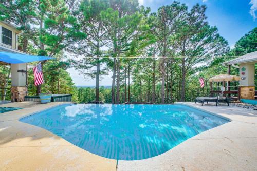 Broken Bow Casa | Broken Bow Escape with Mountain Views and Pool Access!