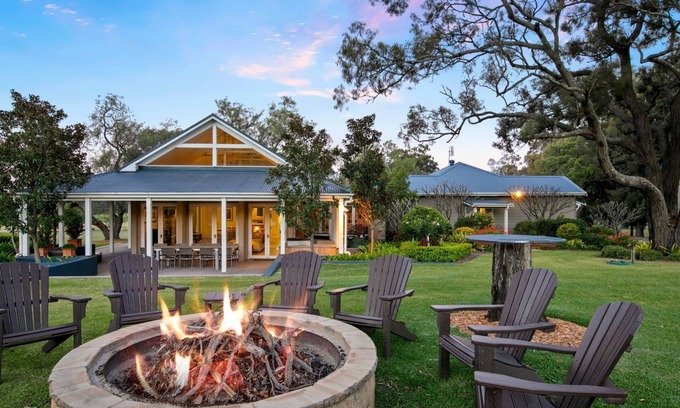 Pokolbin Casa | Brokenback Vineyard Luxe Homestead