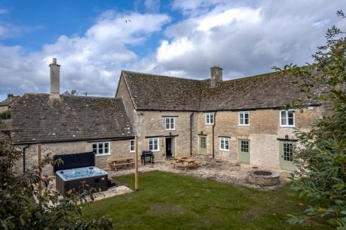 Brokenborough Casa | Brokenborough Farmhouse