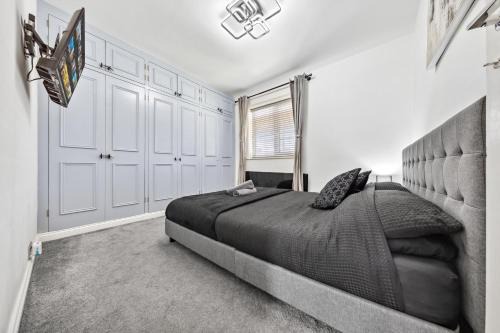 Downham Apartamento | Bromley Serviced Apartments - Beckenham Place Park - London - 2 Bed House - Free Parking - 2 Beds 1 Sofabed