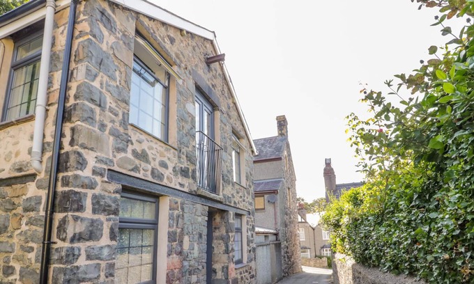 Llanfairfechan Cabaña | BRON RALLT NEWYDD, admite mascotas en Llanfairfechan, Ref 948257