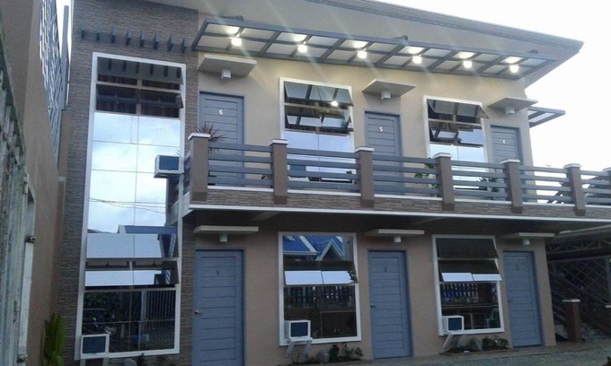 Baler Casa | Brown Epitome Lodge