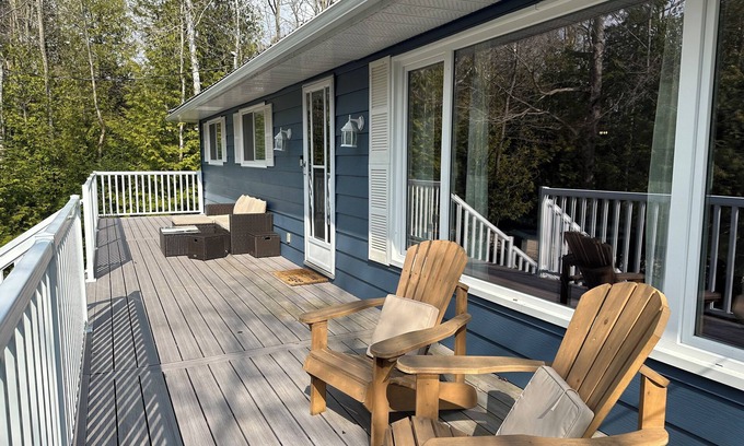 South Bruce Peninsula Cabaña | Bruce Peninsula Family Cottage (Berford Lake 4 bedrooms, 2bath)