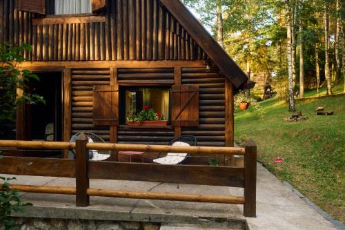 Divcibare Casa | Brvnara Majstorović