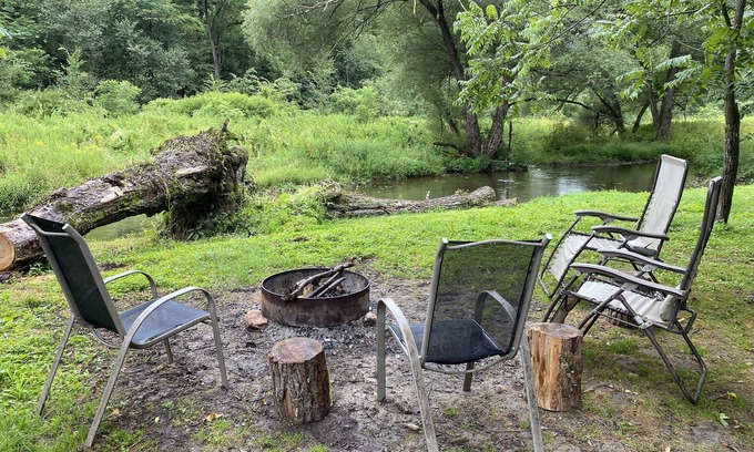 Viroqua Alquiler De RV | Brye’s Bad Axe Camping