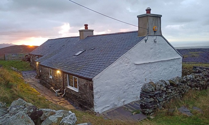 Caernarfon Cabaña | Bryn Derwen