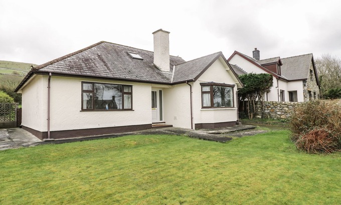 Llwyngwril Cabaña | Brynteg, ideal para familias, con un jardín en Llwyngwril, Ref 3934