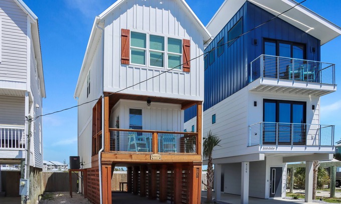 Mexico Beach Casa | Bucket List: Views of Beach, MXB Boat Ramp & Canal