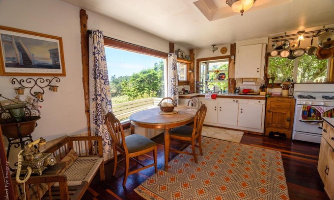 Little River Casa | Buckhorn Bungalow