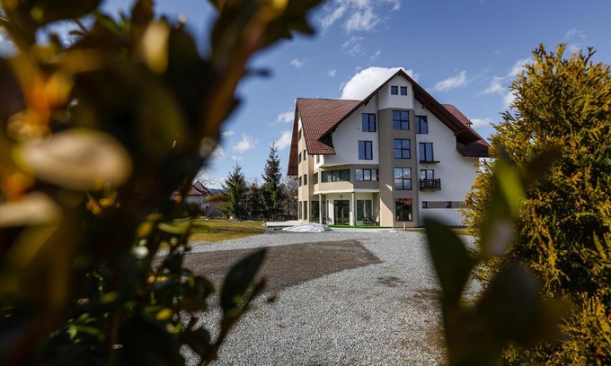 Campulung Moldovenesc Casa | Bucovina Flower