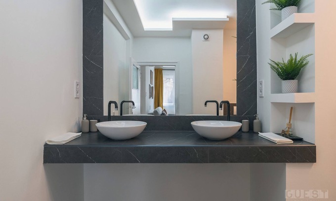 Belvaros - Lipotvaros Apartamento | Budapest Classic Getaway