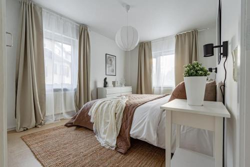 Katarina-Sofia Apartamento | Budget comfort on trendy Södermalm, construction work