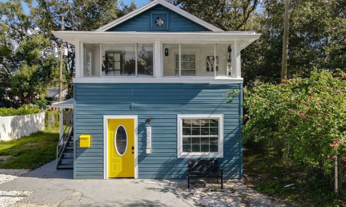 Wadeview Park Casa | Affordable 1BR Retreat Bring Your Pet