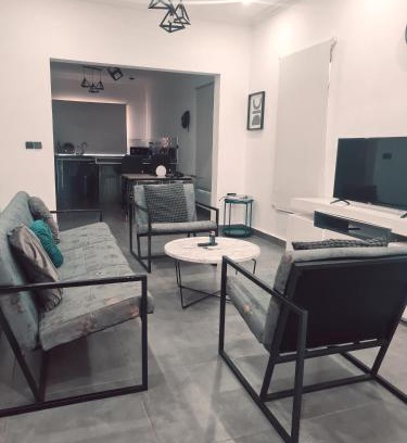 Madina Apartamento | Budget-Friendly Adenta Duo