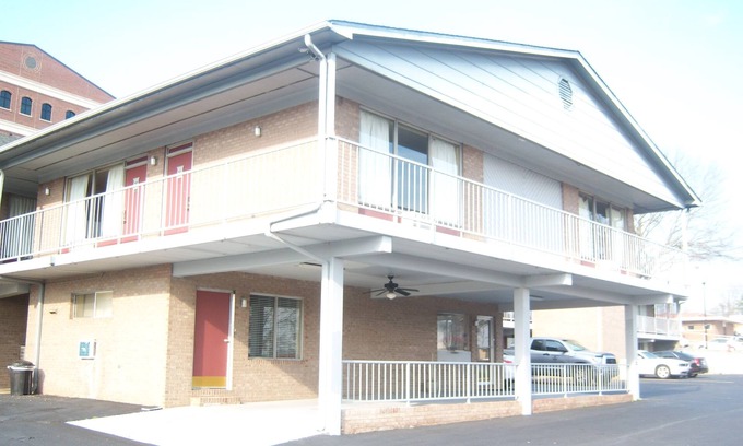 Rockingham Hotel | Budgetel Inn and Suites