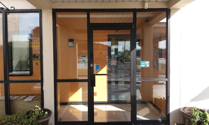 Augusta Hotel | Budgetel Inn & Suites
