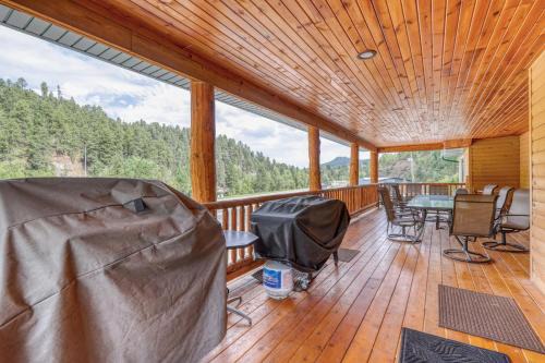 Deadwood Casa | Buffalo Thunder Lodge