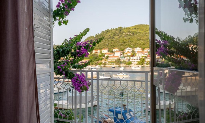 Brna Apartamento | Bugenvilija apartment