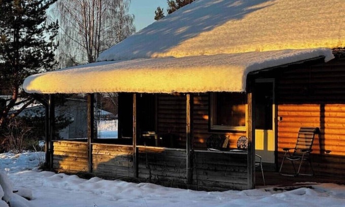 Ostavall Casa | Bungalow Östavall Skogsvägen 20 med stora ytor