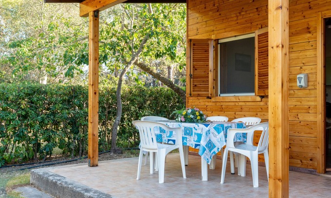 Otranto Casa | Bungalow 'Agriturismo Alimini- 3' con terraza privada, Wi-Fi y aire acondicionado