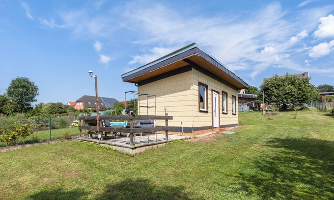 Nordhausen Casa | Bungalow 'Ferienhaus Sonne' con terraza privada, jardín compartido y Wi-Fi