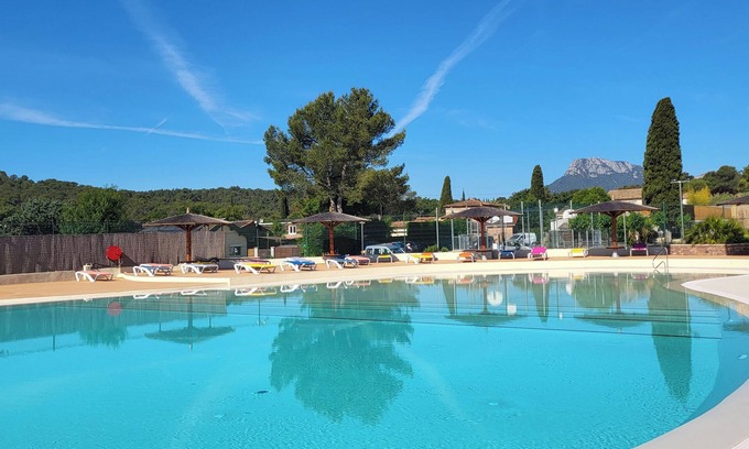 La Crau Casa | Bungalow in a residential leisure park 15 minutes from the beach