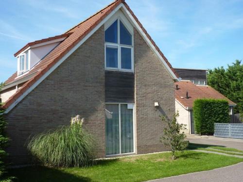 Breskens Casa | Bungalow in Breskens near Beach & Lighthouse