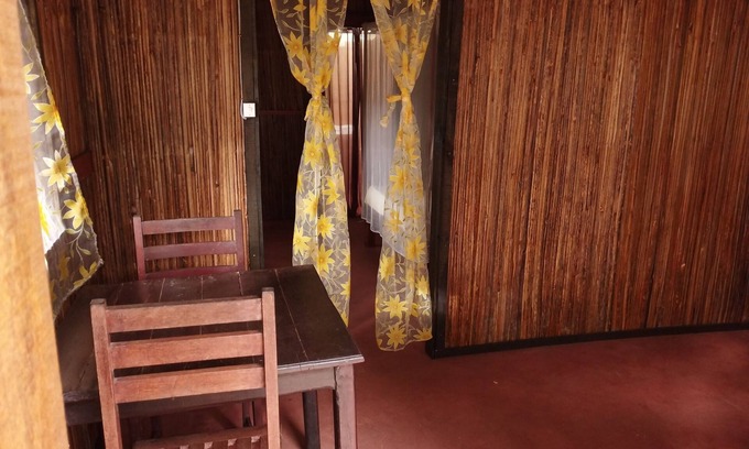 Nosy Boraha Casa | Bungalow les Orchidées Chez Ago, a 2 km du Centre Ville