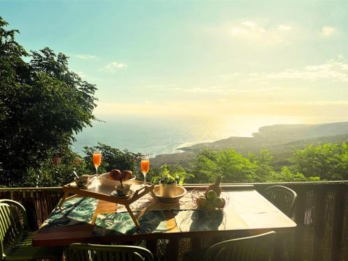 Saint-Leu Casa | Bungalow lumineux à Saint Leu proche de la mer avec piscine partagée