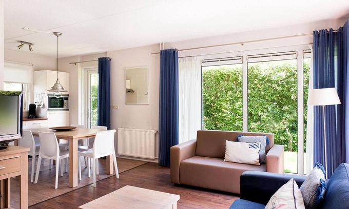 Eernewoude Casa | Bungalow cerca del sitio Alde Feanen