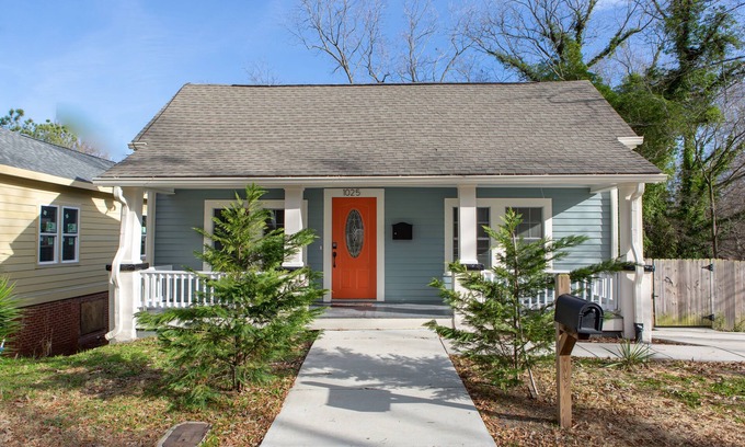 Durham Casa | Bungalow near Duke and Downtown Durham