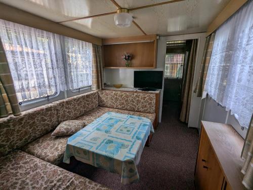 Samtens Apartamento | Bungalows mit DDR-Charme - im Herzen von Rügen