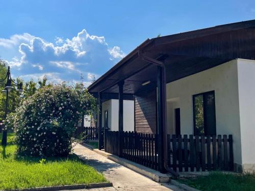 Vranyantsi Casa | Bungalows of Yug
