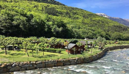 Arro Otro | Bungalows Verneda Mountain Resort