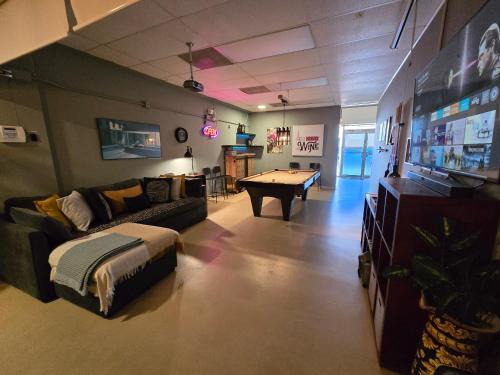 Isla Verde Apartamento | BUNKER BEACH @ ISLA VERDE/Beach Front