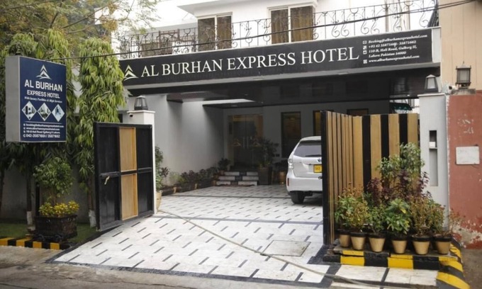 Faisalabad Hotel | BURHAN CENTRE