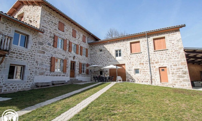 Saint-Romain Casa | Buriane - Saint-romain