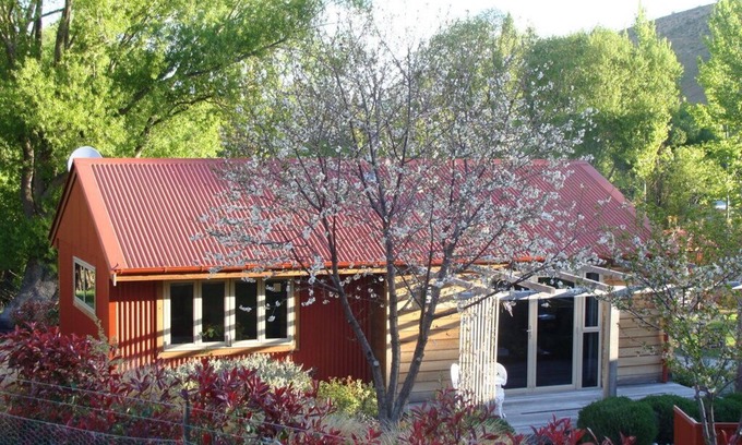 Lowburn Cabaña | Burn Cottage Retreat