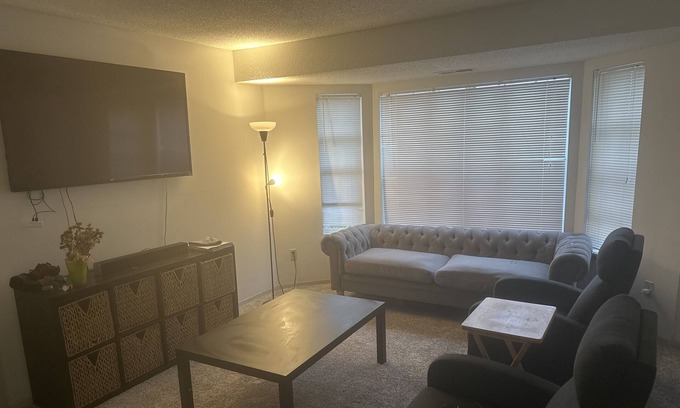 Burnsville Apartamento | Burnsville Getaway
