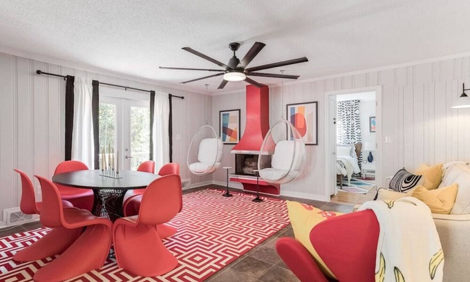 Burlington Casa | Bursting with color + game barn and private creek