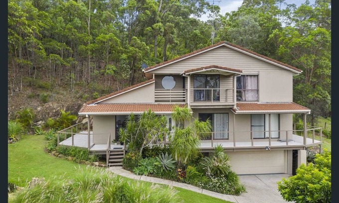 Parkwood Casa | Bushland Retreat just minutes to theme parks and shopping centers