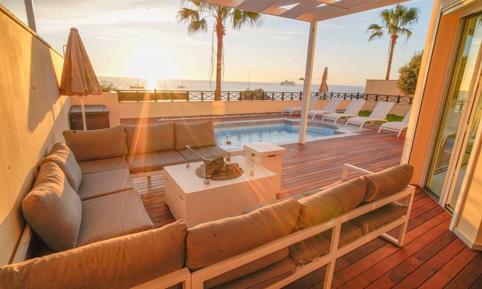 Los Cristianos Casa | "Business Class One" - Villa direkt am Strand mit Pool auf Top-Niveau!