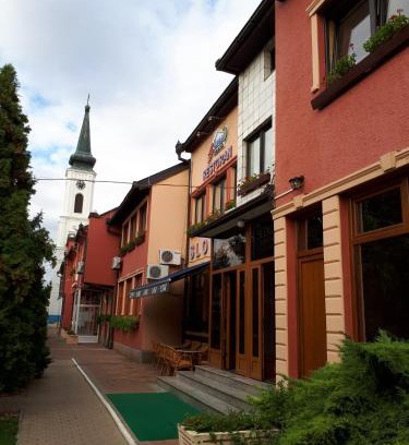 Bodani Cama Y Desayuno | Business Club Selenča