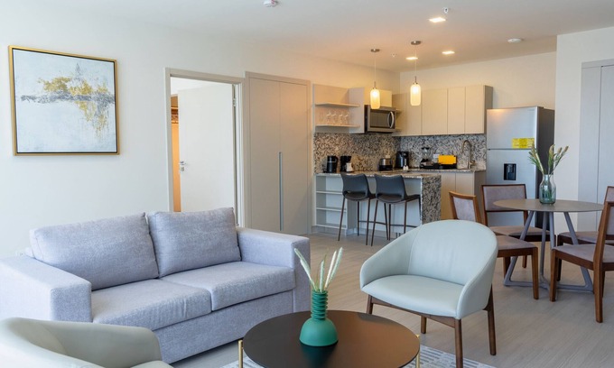 Costa del Este Apartamento | Business Condo Suite 1BR