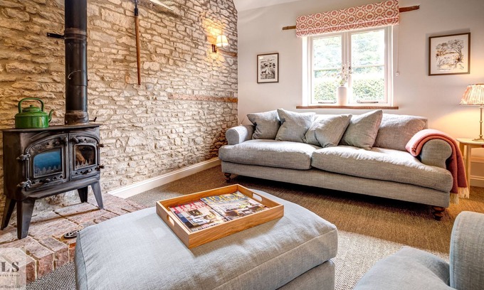 Ramsden Apartamento | Butler's Stall Cotswolds Holiday Cottage in Ramsden, 2 Beds & Sleeps 3