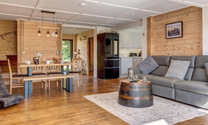Wallingford Casa | Buttercup Lodge